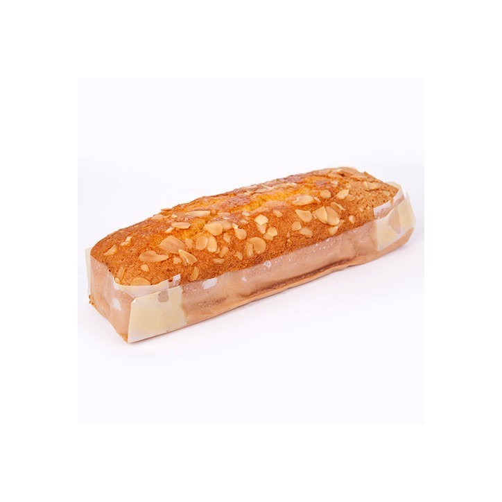 Bizcocho casero con almendras Bizcocho casero con almendras